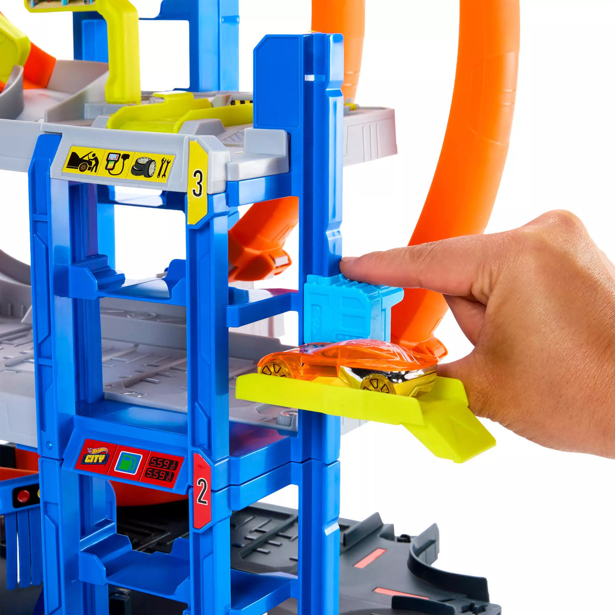 HOT WHEELS rinkinys – Mega garažas su kilpomis (JBM74)