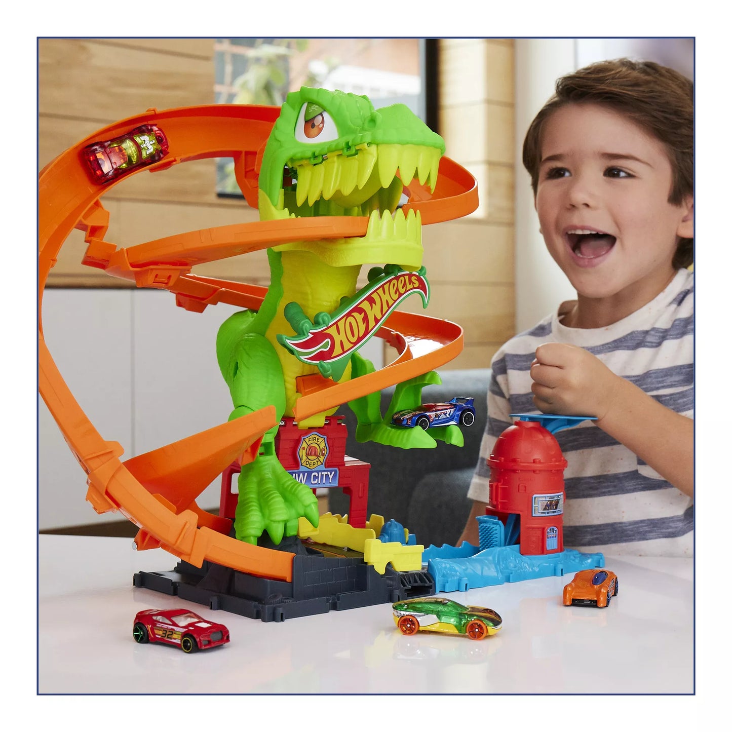 HOT WHEELS CITY rinkinys – Dinozauras gaisrinėje (JBM73)
