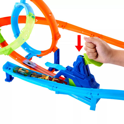 HOT WHEELS STUNT TRACKS rinkinys – Dvigubos kilpos iššūkis (JHK73)