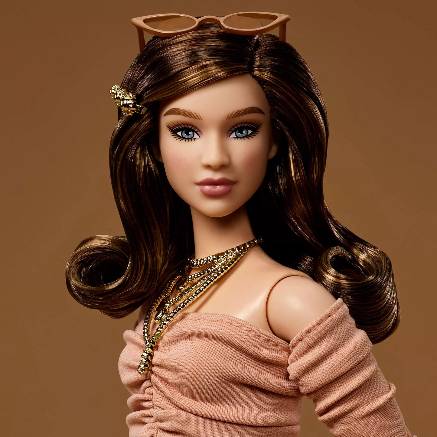 BARBIE YOU CREATE BASICS lėlė šviesiais plaukais (JJX37)