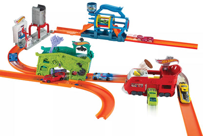 HOT WHEELS CITY išskleidžiamas žaidimų rinkinys (FJN34)
