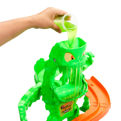 HOT WHEELS MONSTER TRUCKS MUTANT CHAOS trasa su slaimu – Monstro sunaikinimas (JMK90)