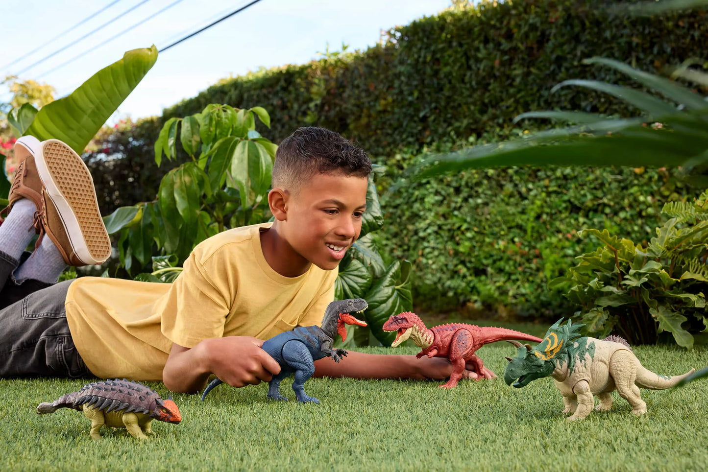 JURASSIC WORLD riaumojantis dinozauras (JGB87)